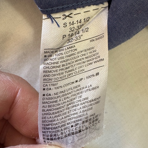 Banana Republic Factory Mens Slim Fit Button Shirt Allover Rose Print Purple Sml - Picture 7 of 14